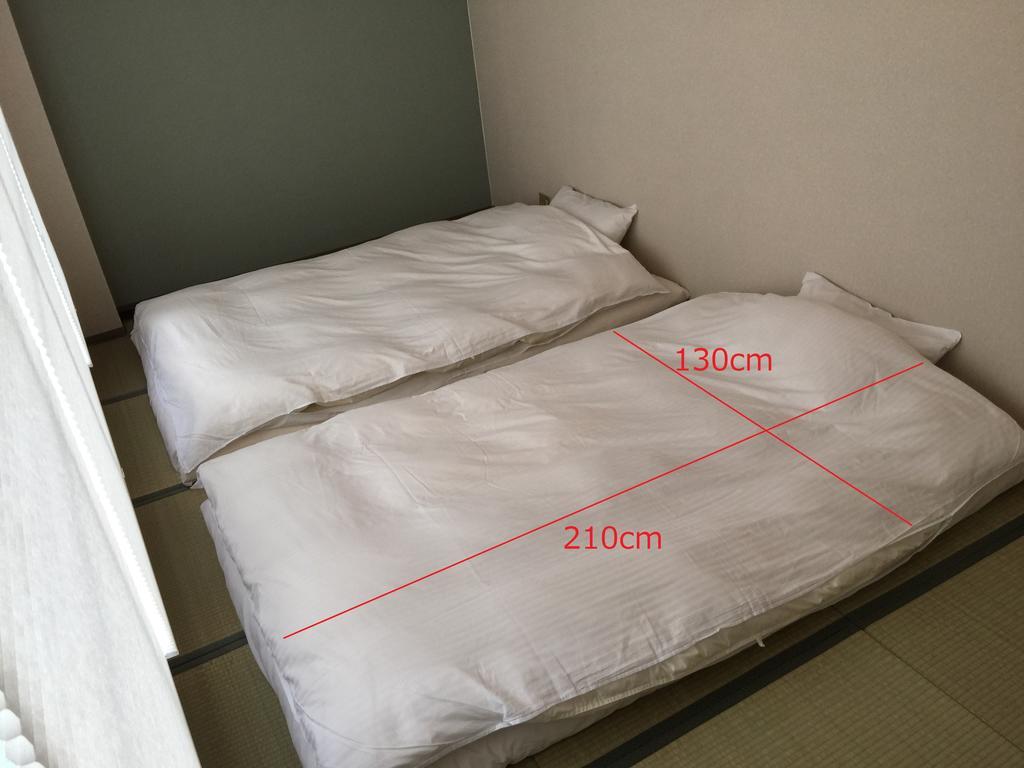 Uni Hostel Osaka Esterno foto