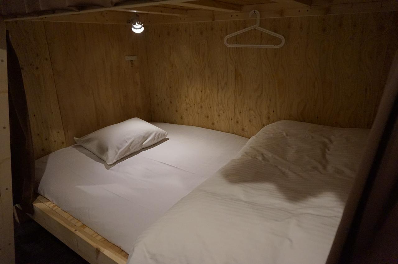 Uni Hostel Osaka Esterno foto